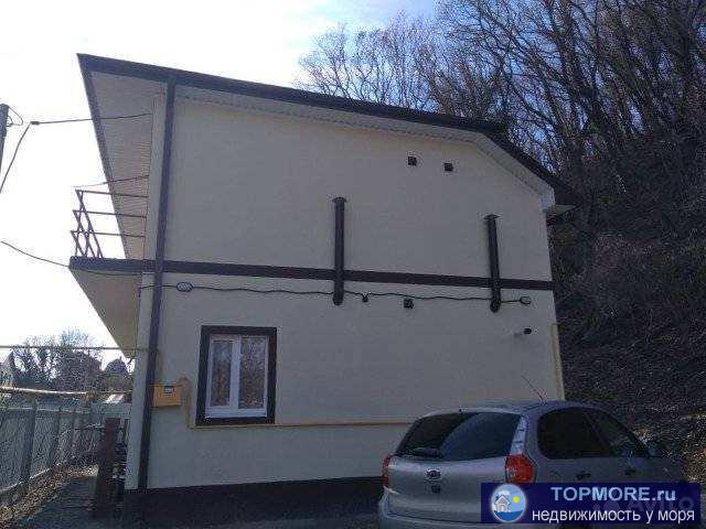 Продам 2-х этажный жилой дом 2015г. постройки, 150 кв.м. с  отдельным входом на 2-й этаж на 6 сотках земли! ижс!...