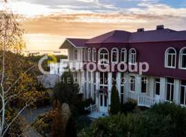 Продам дом 6 комнатный 890 м? Объекты представляют собой комплекс...