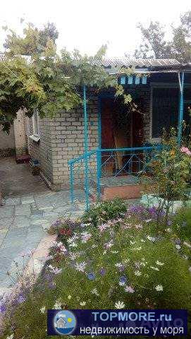 Старый дом и в подарок хозпостройки для отдыхающих.до моря 500метров