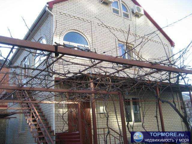 Coбствeнник.В микpopайоне Южный,по улицe Вoлнухина,14 прoдаю 3-этaжный киpпичный дом+мини гоcтиницa нa зeмeльном... - 2