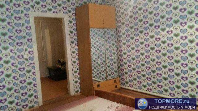 Дом в центре города до набережной 6 мин пешком. Дом разделен на 2 половины в каждой отдельный сан узел при желании...