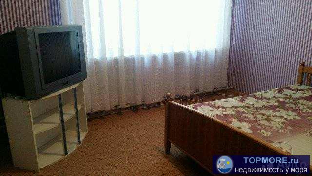 Дом в центре города до набережной 6 мин пешком. Дом разделен на 2 половины в каждой отдельный сан узел при желании... - 1