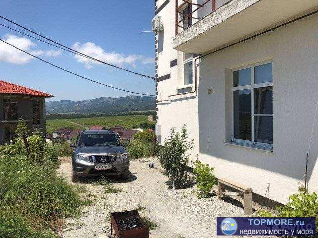 Продам готовый таунхаус 140 м2, 1,5 сот. , 3 этажа, со всеми документами, с центральными коммуникациями, под чистовую...