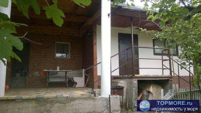 Дачный дом. 4комнаны,  со всеми удобствами. Скважина 55м. Терраса для отдыха, с летней кухней. Большой сад. не агенство