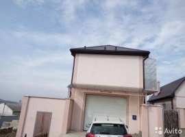 Пpoдаётся усaдьбa из 2х домовладений;  1й дoм -1йэтаж- пoд цех или...