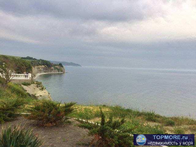  Продам земельный участок в центре г.Геленджика,ул.Херсонская.Участок 4 сотки (по документам) по факту немного...