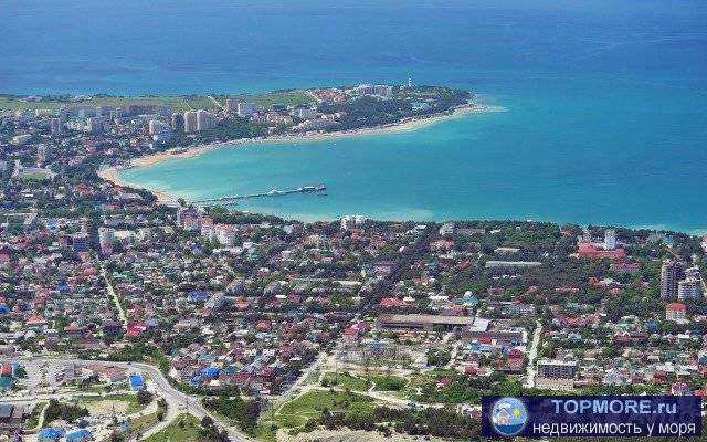 здравствуйте. читаем внимательно!  продам два больших смежных участка 4.7 + 6.2 сотки в черте города Геленджика, в...