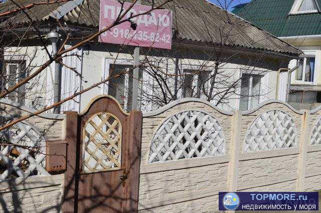 Продажа / Земельные участки, Геленджик, улица Белинского, 11 000 000 р. Продаю земельный участок в г.Геленджик ул.Белинского, 4,6 соток. Коммуникации центральные. На участке есть дом 80м2...