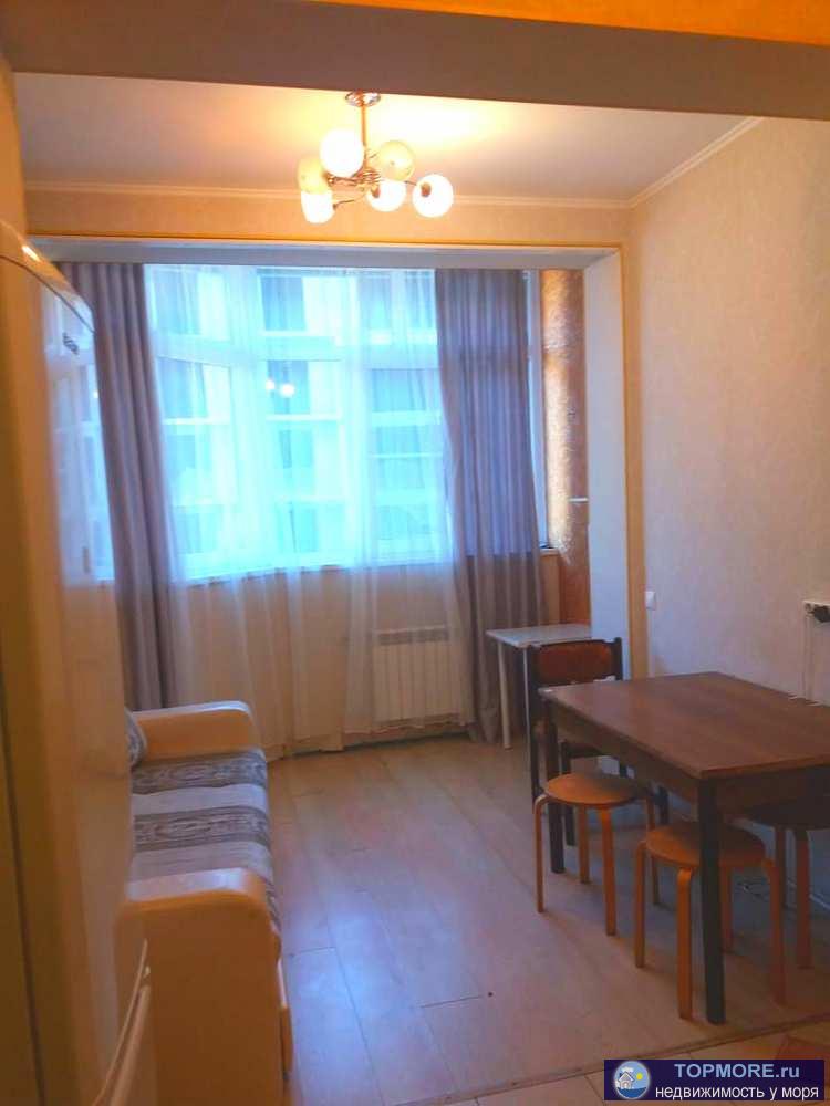 Продаю полноценную двухкомнатную квартиру с ремонтом, мебелью и бытовой техникой. Дом расположен в тихом и уютном...