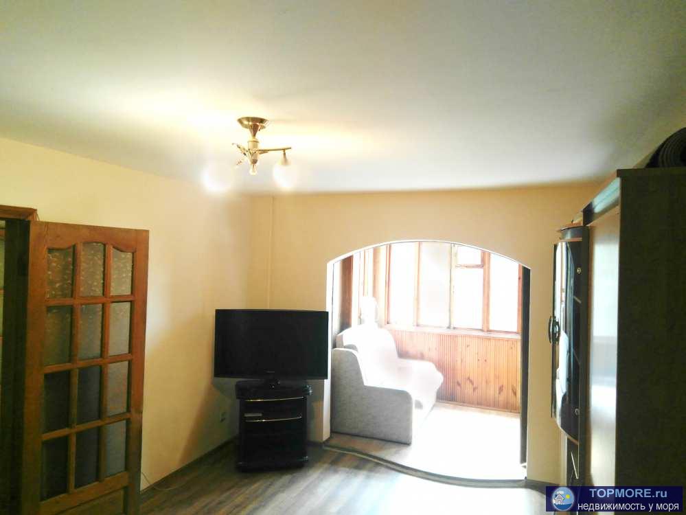 Срочно продается одно-комнатная квартира в центре Сочи, пяти этажный жилой дом. Очень удобное расположение, развитая...