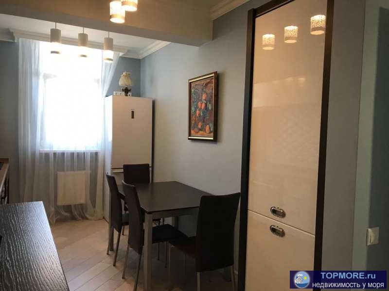 Продается квартира с собственной террасой в элитном поселке, расположенном на берегу Черноморского побережья. Площадь...