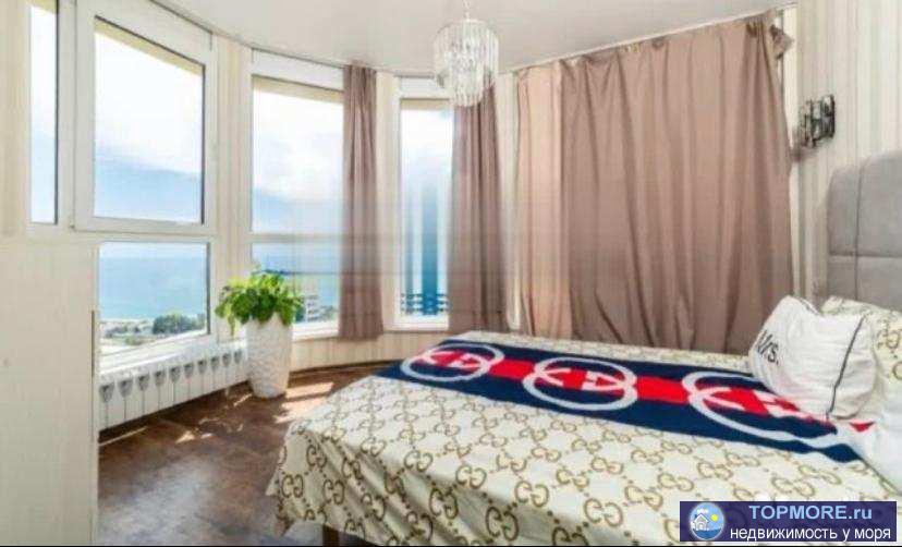 Продам 3-комнатную квартиру с шикарным видом на море, 2 спальни, кухня-гостиная, дорогой ремонт в доме бизнес класса....