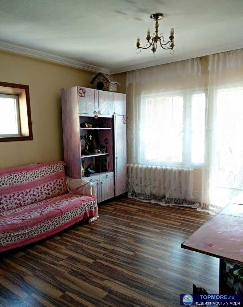 Продается уютная полноценная трёхкомнатная квартира.В шаговой доступности ,садик,школа,рынок,магазины., остановка,...