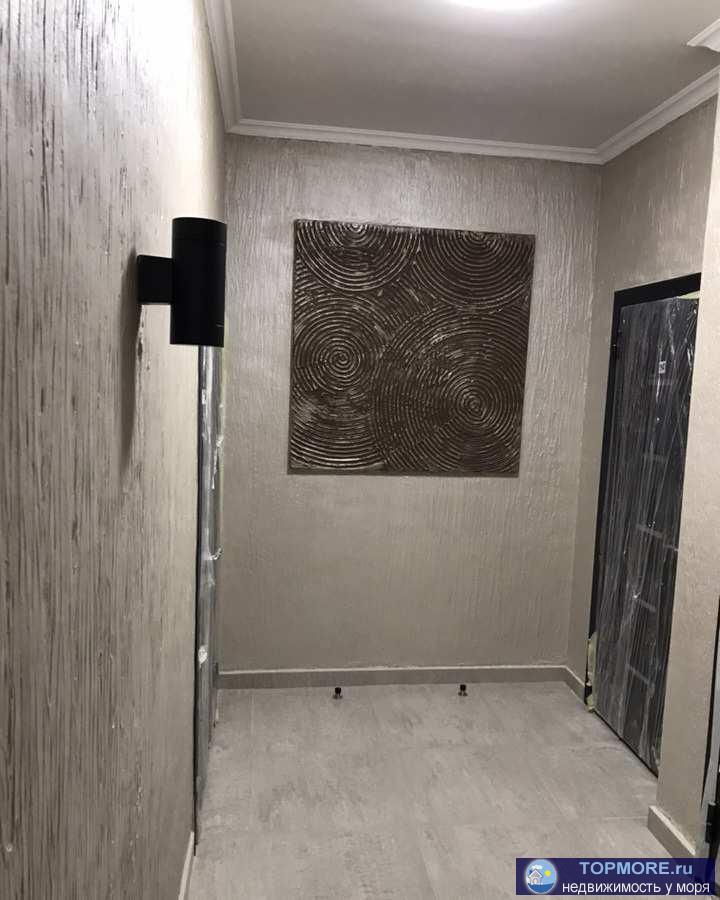 В самом центре города в сданном доме ЖК Ривьера продаются помещения в черновом варианте разных площадей.   Свежий и...