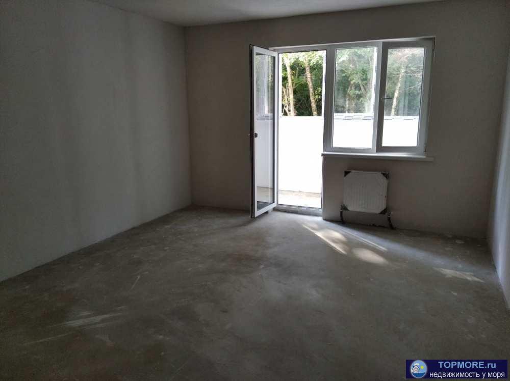 Продается уютная и большая однокомнатная квартира в бизнес-квартале Министерских озер. Квартира очень светлая, S...