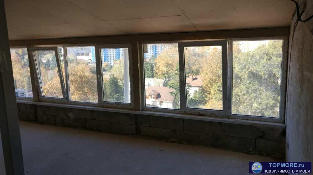 Продается квартира в Дагомысе. Дом удачно расположен, рядом остановка общественного транспорта, детские сады, школа,...