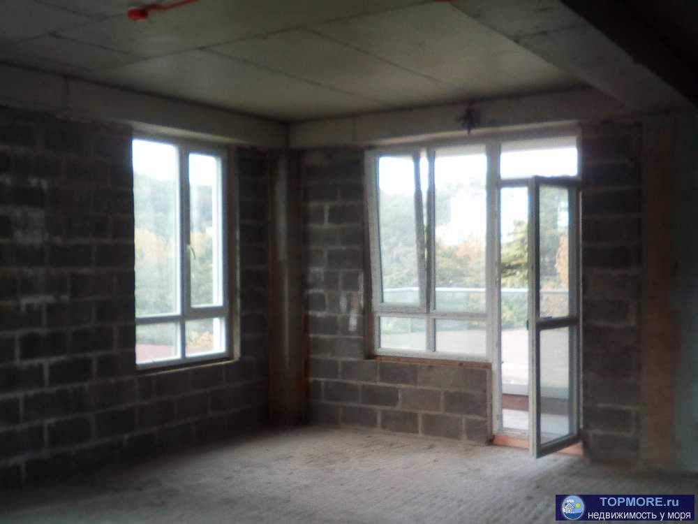 ЖК River House - 6-этажный жилой комплекс, расположенный в Дагомысе. Проект комплекса насчитывает 48 квартир площадью...