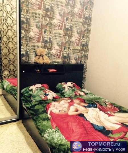 Квартира с хорошим ремонтом, уютная, светлая. Окна выходят на обе стороны. С/У раздельный. Большая Лоджия. Развита...