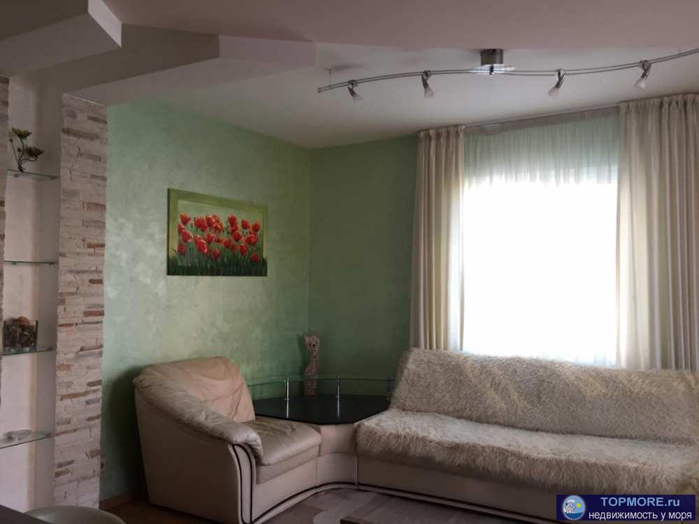 Просторная, стильная квартира с качественным ремонтом и дорогостоящей мебелью в центре Сочи. 7 минут до автовокзала....