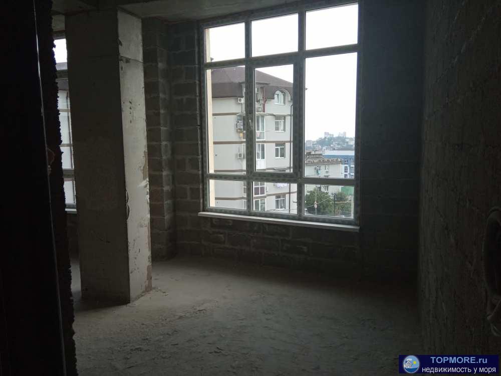 Продаю квартиру-студию в жилом комплексе бизнес класса, со своей собственной большой придомовой территорией (1.5 Га.)...