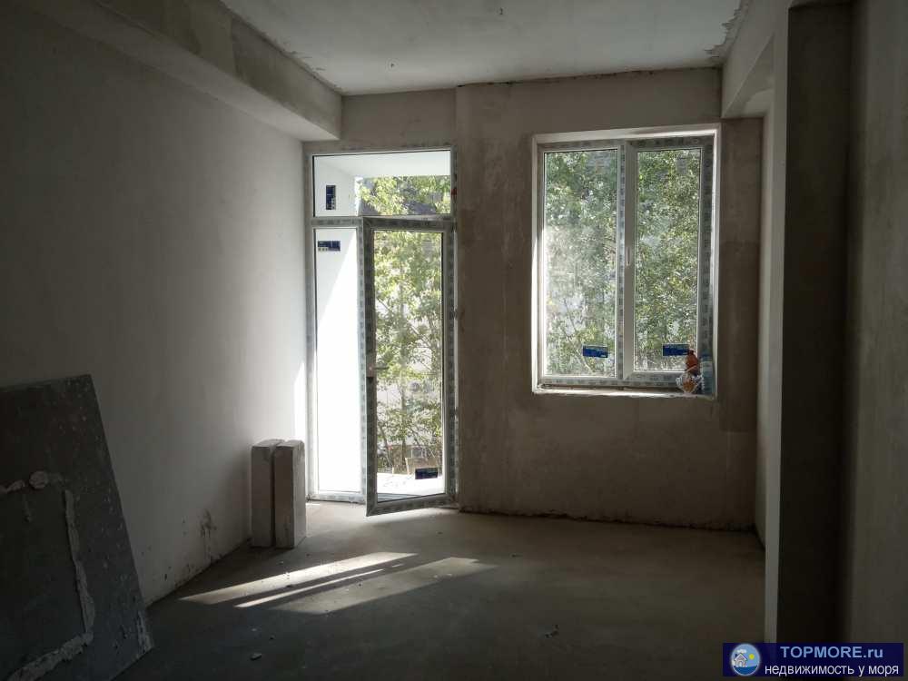 Продаю квартиру студию в предчистовом варианте на втором этаже трех этажного дома. Квартира находиться в микрорайоне...