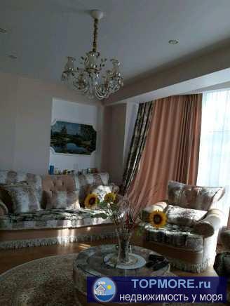 Продается полноценная  трехкомнатная квартира с видом на море. Площадь 98 кв.м., хороший ремонт, центральные...