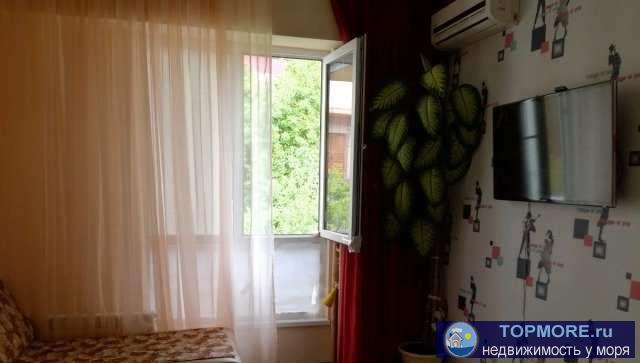 Продажа / Квартиры, Сочи, Калужская, 3 850 000 р. Спальня 11 кв. м, кухня гостиная 16 кв. м. Окна выходят в сад. Рядом 3 остановки в разные части города, 2 школы, 3...