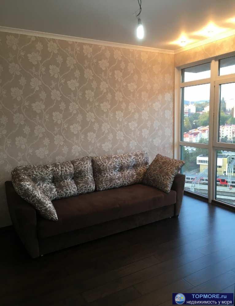 Продается уютная квартира, в ЖК класса застройки бизнес. ЖК имеет свою закрытую территорию. свою инфраструктуру в...