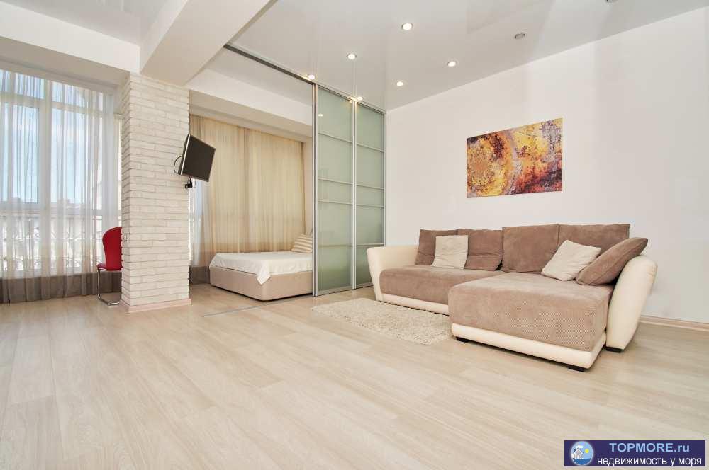 Квартира 45 м2 с шикарными видовыми характеристиками на море. Сделан хороший ремонт, очень светлая и уютная, мебель,...