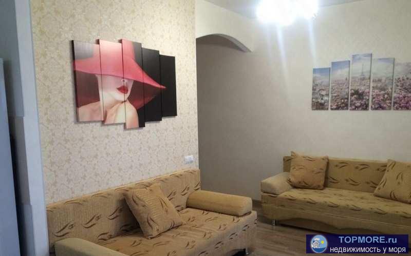 Квартира с хорошим ремонтом. До моря 15 минут. Развитая инфраструктура, от остановки близко. 