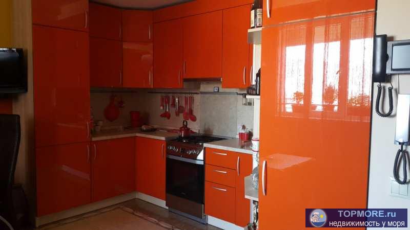Продажа / Квартиры, Сочи, Гагарина, 7 000 000 р. 1-я квартиру (можно переделать в двухкомнатную) в Центральном районе ул. Гагарина - не гора (район хлебозавода). Дом...
