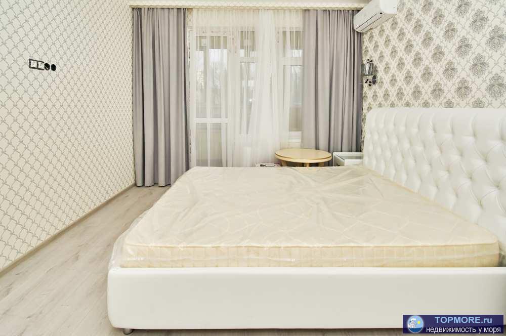 Полноценная 3-х комнатная квартира, 3 изолированные спальни и просторная кухня-гостиная. Два санузла, 2 балкона. Вид...