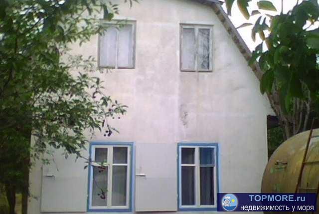 Продается садовый дом 45 кв.м., 4 сотки в Орджоникидзе, СПК Волна, ул. 4-я Правая, по садовой книжке. Электричество...