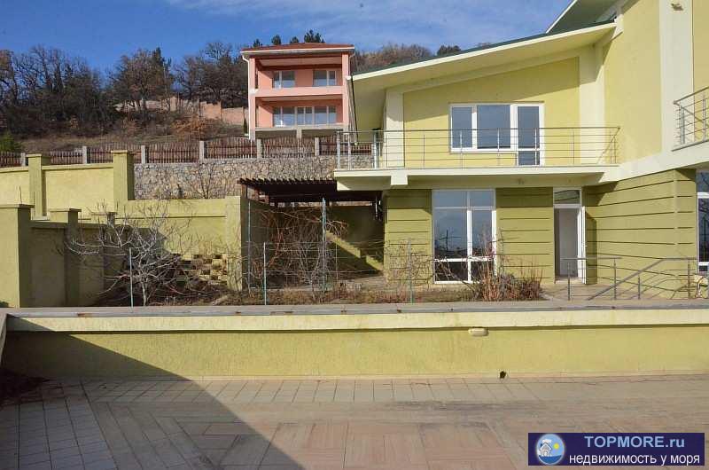 Продается видовой 2-х этажный дом 308 м2 на Южном Берегу Крыма в поселке Олива.   Дом расположен на высокой точке, на... - 2