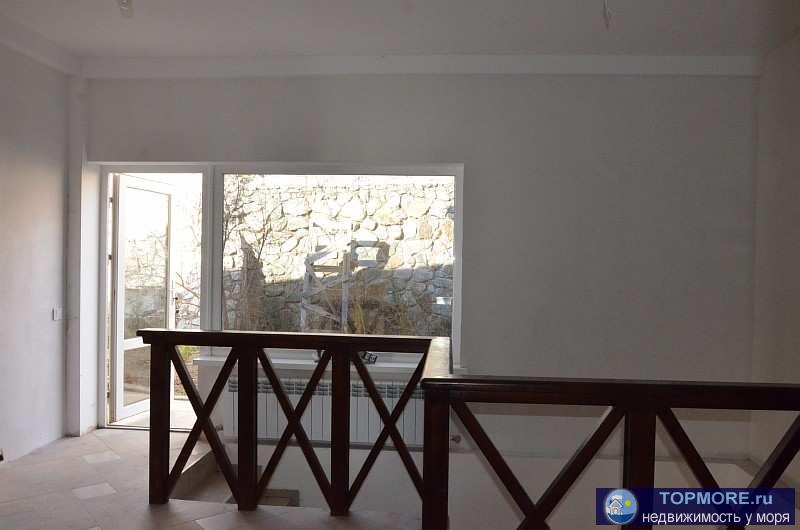 Продается видовой 2-х этажный дом 308 м2 на Южном Берегу Крыма в поселке Олива.   Дом расположен на высокой точке, на... - 48