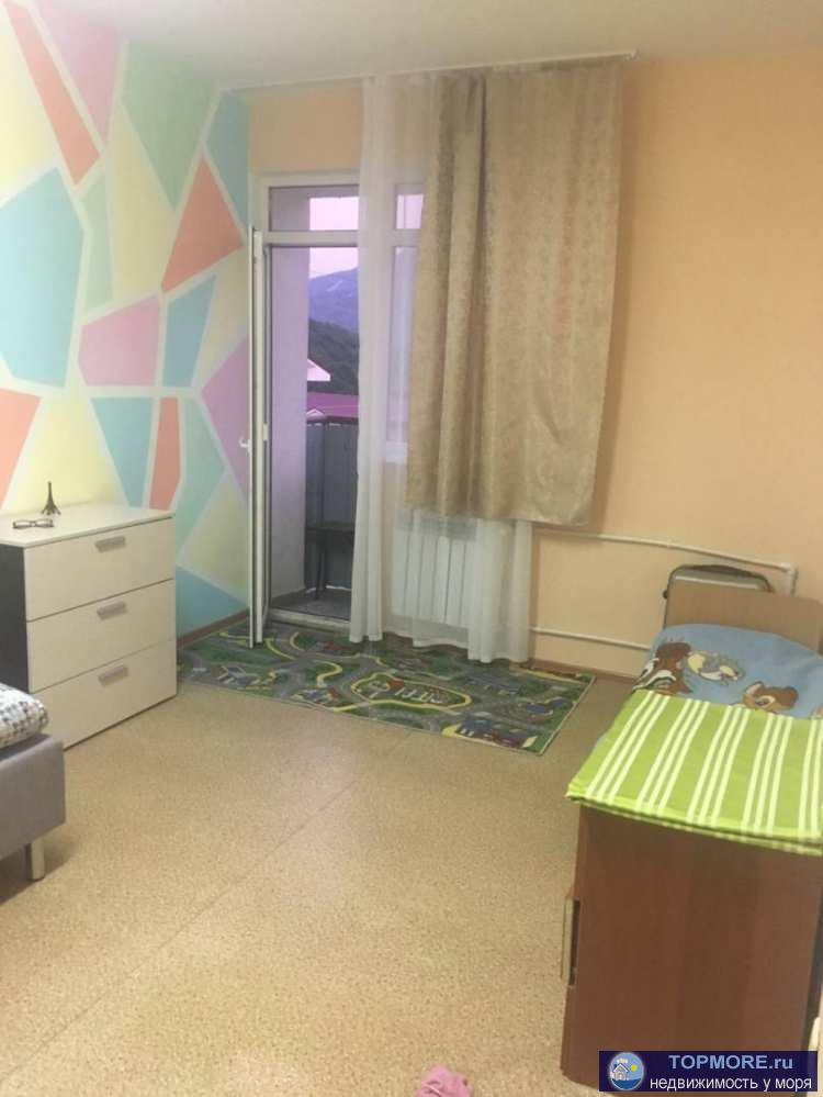 Продам полноценную квартиру с прекрасным видом на горы Красной Поляны.Квартира очень светлая и уютная с просторной... - 2