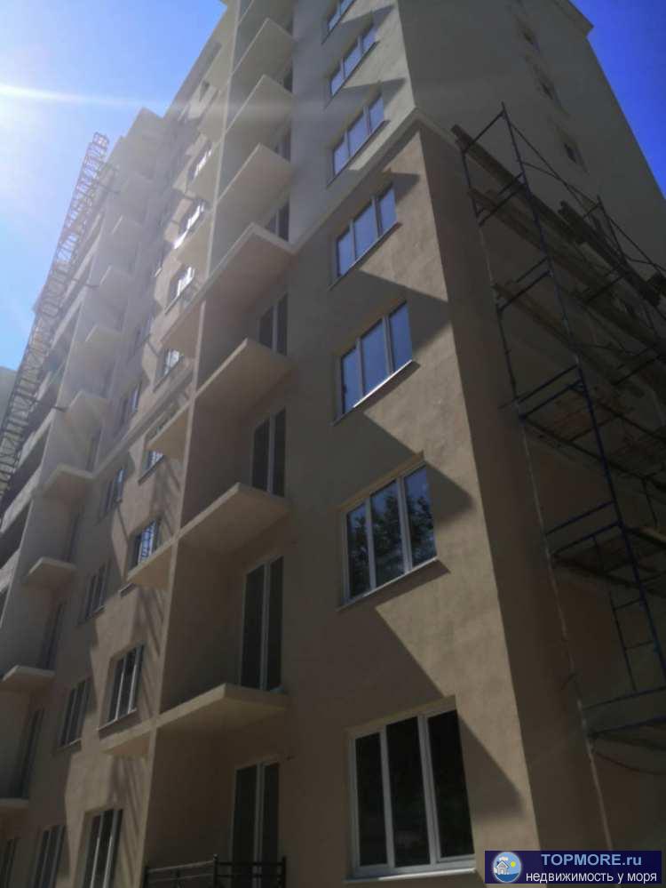 Продается квартира в новом доме бизнес класса. Квартира на 9 этаже, черновой отделки, хорошо планируется. Установлены... - 2