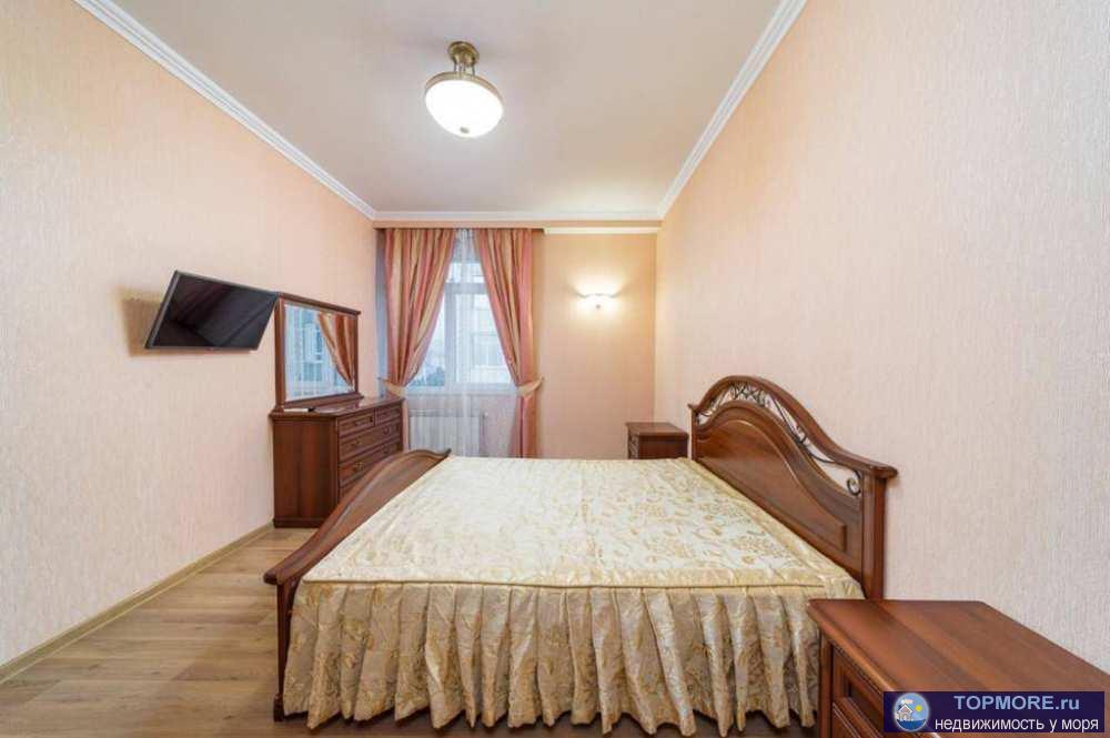 Продается квартира в центре Сочи, в доме бизнес класса. В квартире сделан авторский ремонт, установлена мебель и... - 2
