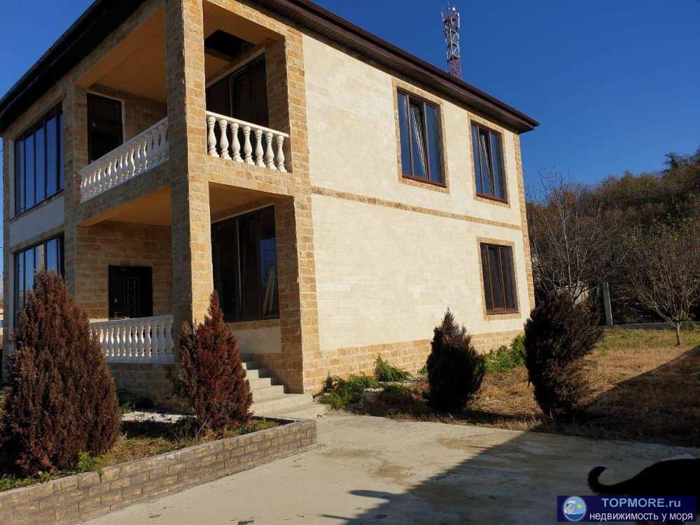 Капитальный дом 220м2 на 6 сотках земли с видом на море и горы.На участке есть фруктовые деревья. Дорога-асфальт до... - 1