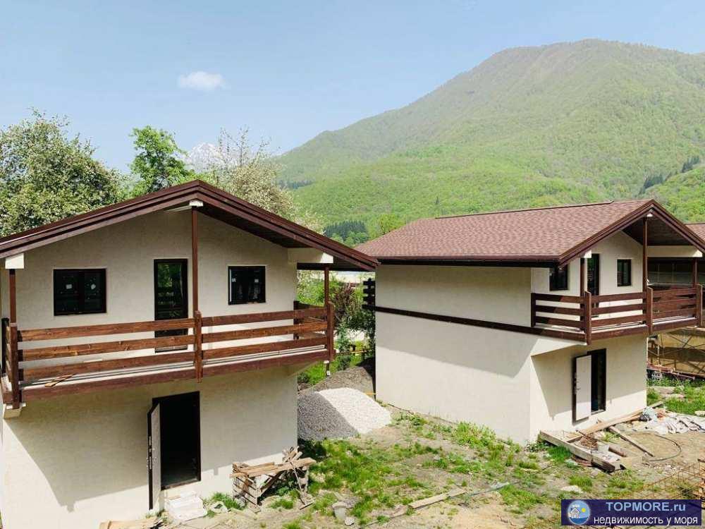  Продается дом в коттедж поселке в Эсто-Садок с прекрасным видом на горы. Находится в живописном месте. В пешей...