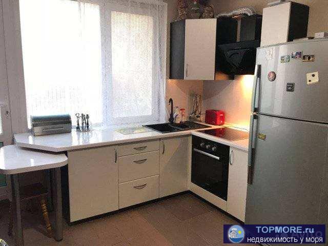 Продам квартиру-студию в цокольном этаже по улице Озерной,.25 кВ.м + 3*4 придомовая территория где можно парковать... - 2