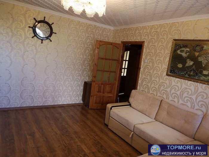 Продажа / Квартиры, Севастополь, проспект Октябрьской революции улица, 35 000 р. Сдается Длительно, БЕЗ выселения и поднятия цен в летний период. Отличная 3 ком кв в Гагаринском р-не. Парк Победы и... - 1