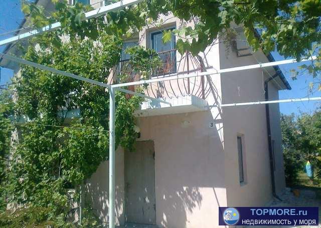 Продается садовый дом 100 кв.м., 4 сотки в пгт Орджоникидзе, ул. Двуякорная. В доме все условия, заходи и живи!!!