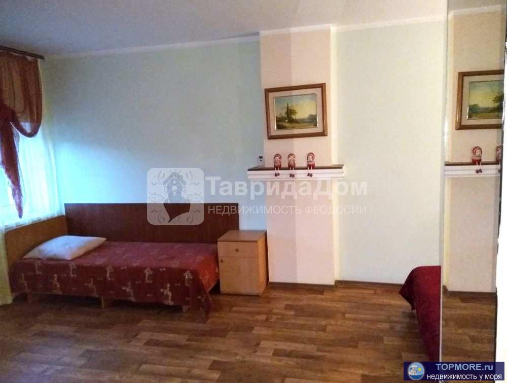 Продам 2-х уровневую квартиру в доме, площадью  153 кв.м, в районе Центрального рынка улица Нахимова, Феодосия....