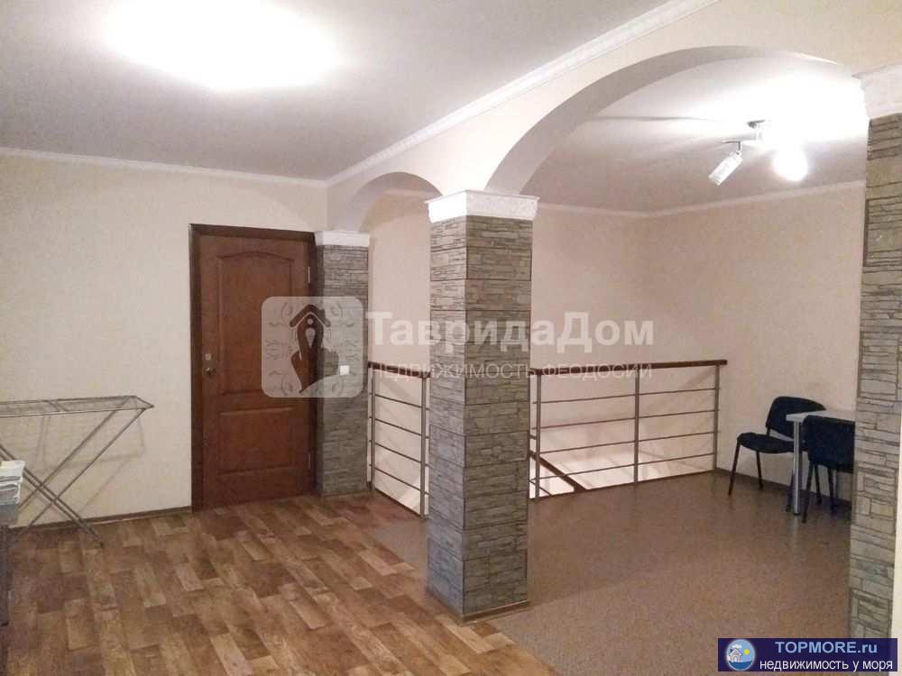Продам 2-х уровневую квартиру в доме, площадью  153 кв.м, в районе Центрального рынка улица Нахимова, Феодосия.... - 2