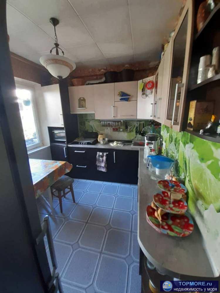 Срочно продам квартиру с видом на море в г. Сочи. Очень светлая, полноценная двухкомнатная, с хорошим ремонтом....