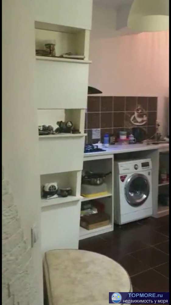 Продаю квартиру с ремонтом мебелью и техникой. Закрытая придомовая территория с зоной отдыха и детской площадкой.... - 1