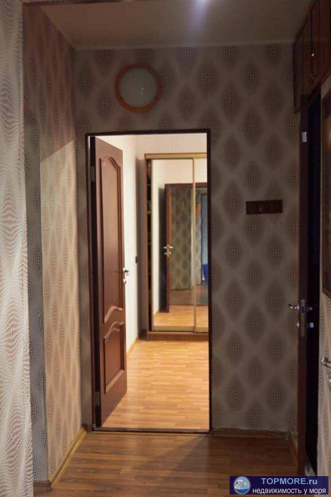 Двухкомнатная квартира 52м2, фактически 72м2 в районе Чайсовхоз, Адлер. Ремонт, мебель, техника остаются в квартире.... - 1