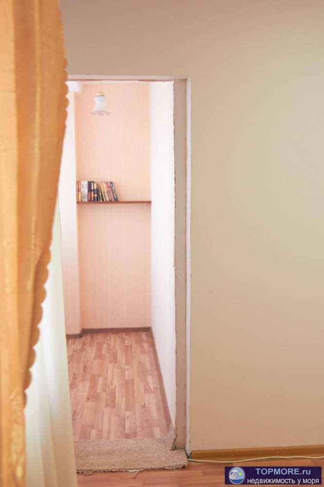 Двухкомнатная квартира 52м2, фактически 72м2 в районе Чайсовхоз, Адлер. Ремонт, мебель, техника остаются в квартире.... - 2