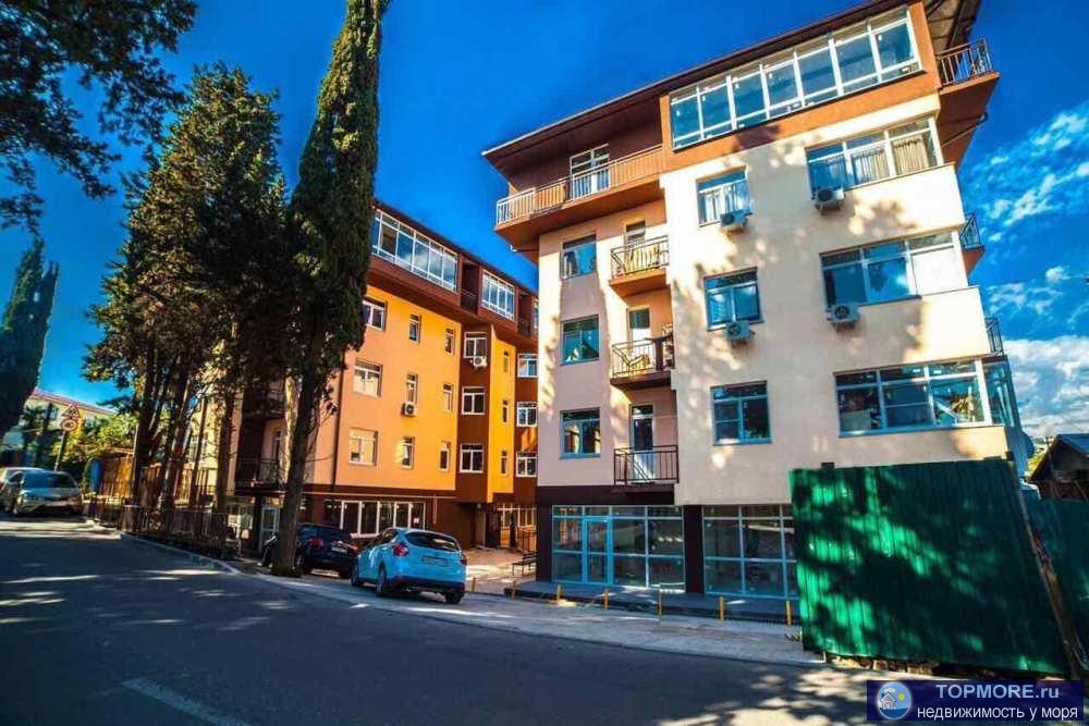 Продаю просторную, светлую квартиру. Отлично подойдет как для жизни,так и для сдачи. - 2